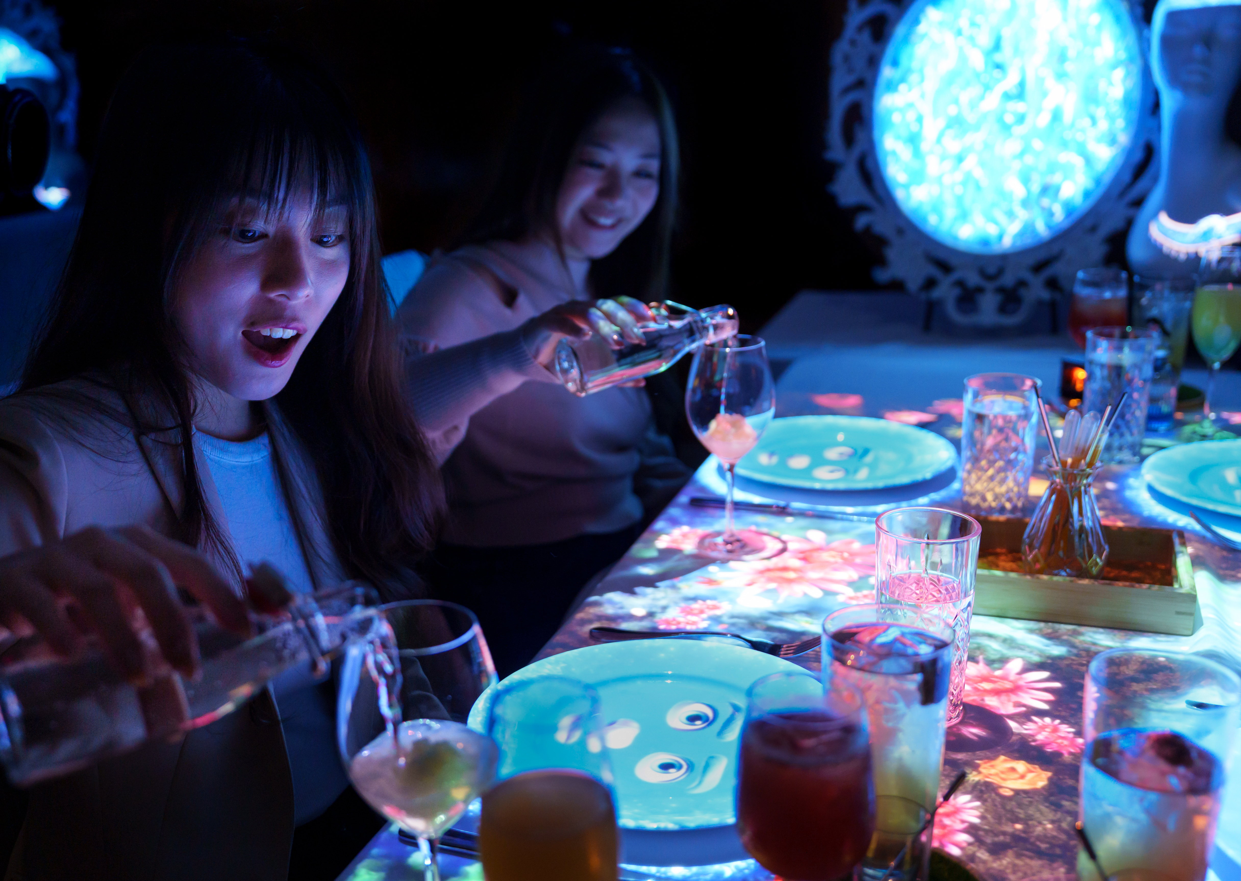 Guests interacting with the 4 Elements show